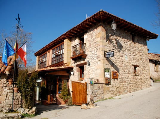 Posada Fontibre by null