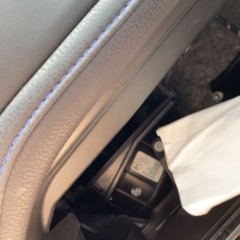 Kwik Kar of Georgetown - Showing me pulling the napkin out - Auto Repair Near Me - Georgetown, Texas Kwik Kar of Georgetown - Showing me pulling the napkin out - Auto Repair Near Me - Georgetown, Texas