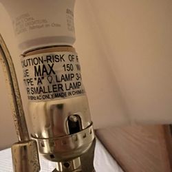 Surfside Condominiums - Who needs a knob to turn on a lamp?