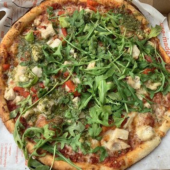 Blaze Pizza - Green Stripe (pesto drizzle over grilled chicken, roasted red peppers, chopped garlic, mozzarella and arugula - $3.14 plus tax) - Salad Near Me - Torrance, California
