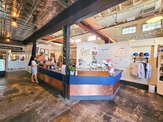 Videri Chocolate Factory - Chocolate Bean to Bar by null