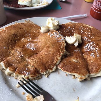 Kelly's Diner - Diners Near Me - Somerville, Massachusetts