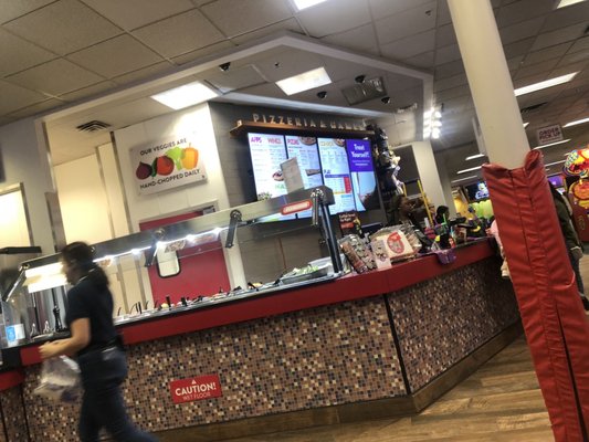 Chuck E. Cheese by null