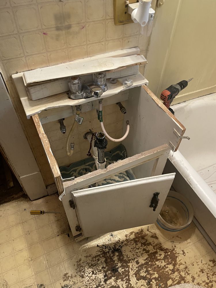 Slide of Big Mo’s Home Improvements