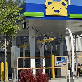 Brown Bear Car Wash - Car Wash Near Me - Lynnwood, Washington Brown Bear Car Wash - Car Wash Near Me - Lynnwood, Washington