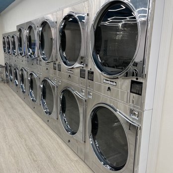 Lilys Laundry  - Dryers, dry your clothes super fadt - Laundry Services Near Me - Las Vegas, Nevada