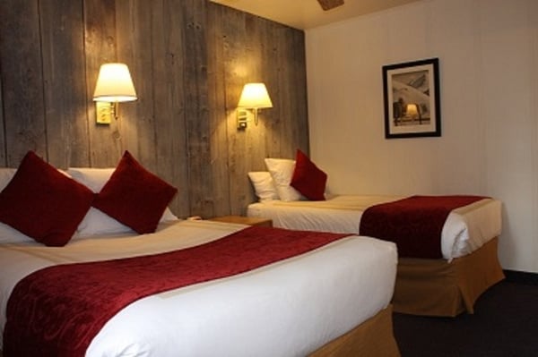 St Moritz Lodge by null