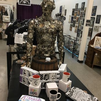 Crow’s Curiosities - Souvenir Shops Near Me - Port Orchard, Washington