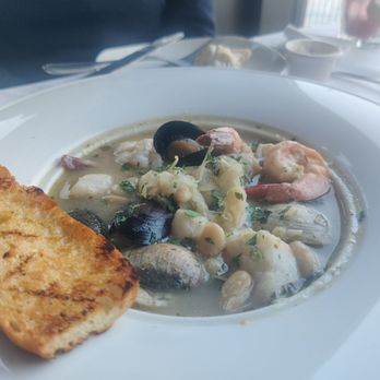 Chart House - Seafood stew - Seafood Near Me - Weehawken, New Jersey Chart House - Seafood stew - Seafood Near Me - Weehawken, New Jersey