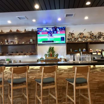 D Cuisine - Bar - Dim Sum Near Me - Chicago, Illinois