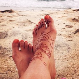 Henna tattoo, day 7