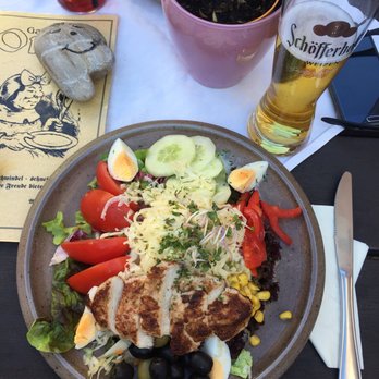 Gaststätte Oma - "Kleiner Salat" mit Hähnchen - German Near Me - Dresden, SN Gaststätte Oma - "Kleiner Salat" mit Hähnchen - German Near Me - Dresden, SN