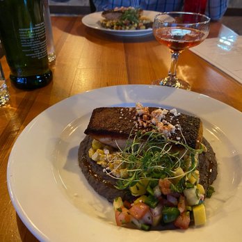 Lake Ave Restaurant & Bar - Salmon - New American Near Me - Duluth, Minnesota