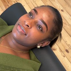 Poise Brow Bar - Lamination + wax + stain