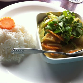My Thai Beach - Yellow curry with steamed rice. - Thai Near Me - Capitola, California My Thai Beach - Yellow curry with steamed rice. - Thai Near Me - Capitola, California