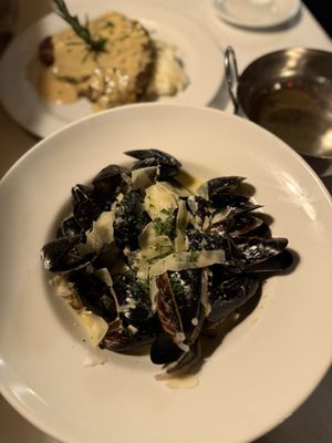 Le Canard Enchaine by null