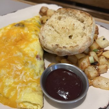 Egg Harbor Café - Popper Jack Omelette (special menu item) - Breakfast & Brunch Near Me - Naperville, Illinois Egg Harbor Café - Popper Jack Omelette (special menu item) - Breakfast & Brunch Near Me - Naperville, Illinois
