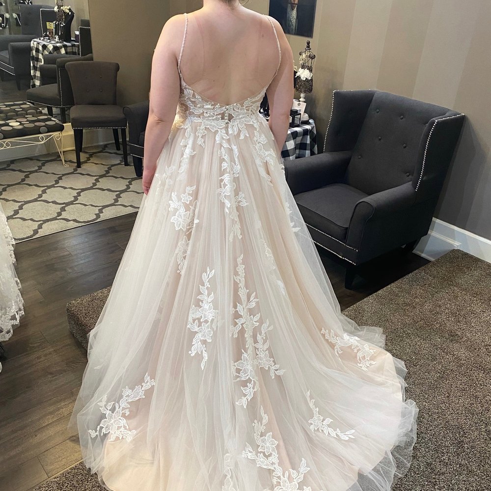 Brooklyn & Co Bridal - Bridal Near Me - McPherson, Kansas Brooklyn & Co Bridal - Bridal Near Me - McPherson, Kansas