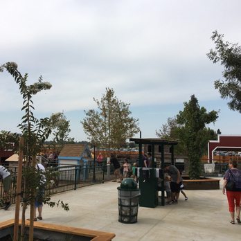 Bishop's Pumpkin Farm - Christmas Trees Near Me - Wheatland, California Bishop's Pumpkin Farm - Christmas Trees Near Me - Wheatland, California