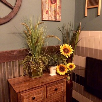 Double B's BBQ - The women's bathroom was really cute country. The whole restaurant is decorated very thoughtfully. - Barbeque Near Me - West Allis, Wisconsin Double B's BBQ - The women's bathroom was really cute country. The whole restaurant is decorated very thoughtfully. - Barbeque Near Me - West Allis, Wisconsin