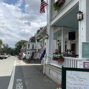Fullerton Inn - Bed & Breakfast Near Me - Chester, Vermont Fullerton Inn - Bed & Breakfast Near Me - Chester, Vermont