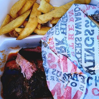 Full Moon BBQ - Pork ribs. They were ok. But near the edges they were so tough I could tell they were not fresh and that they were prepared some time ago. - Barbeque Near Me - Madison, Mississippi
