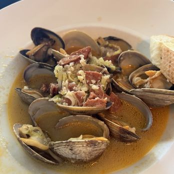 Ketch Harbor Pub - Seafood Near Me - Half Moon Bay, California