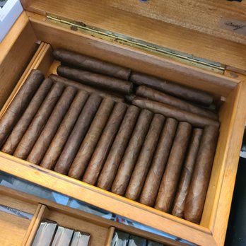 Lianos Dos Palmas Handmade Cigars - Hand-rolled Maduro robust cigars - absolutely fantastic. - Tobacco Shops Near Me - Charleston, South Carolina