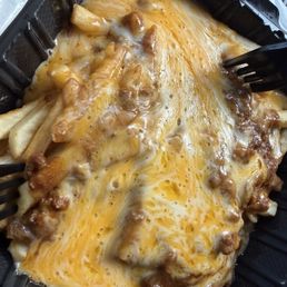 Chile cheese fries Chile cheese fries