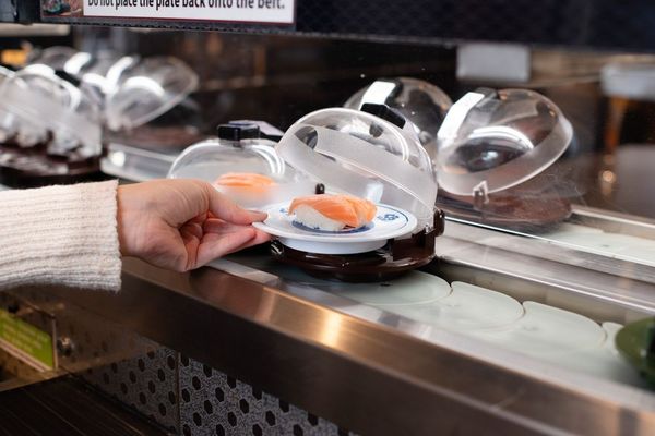 Kura Revolving Sushi Bar by null
