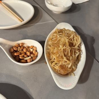 Wu's Fish House - Radish and cold marinated jellyfish - Seafood Near Me - Edison, New Jersey