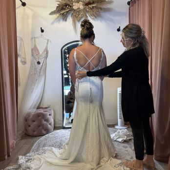 Simply Elegant Bridal Boutique - Bridal Near Me - Anderson, California Simply Elegant Bridal Boutique - Bridal Near Me - Anderson, California