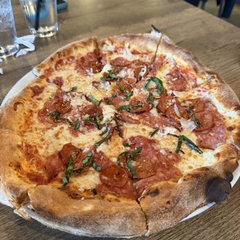SeaQuake Brewing - Pizza was amazing! - Pizza Near Me - Crescent City, California