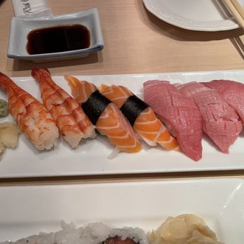 Yanagi Sushi - Ebi, Sake, Otoro Nigiri - Japanese Near Me - Honolulu, Hawaii Yanagi Sushi - Ebi, Sake, Otoro Nigiri - Japanese Near Me - Honolulu, Hawaii