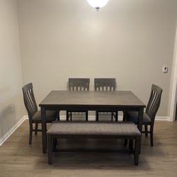 Furniture Plus - Dining Table.. excellent quality.
