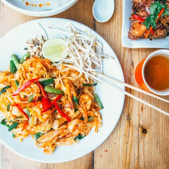 KIN - Prawn Pad Thai & Spicy Thai Chicken Wings - Asian Fusion Near Me - London, XGL KIN - Prawn Pad Thai & Spicy Thai Chicken Wings - Asian Fusion Near Me - London, XGL