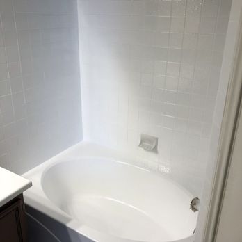 Surface Specialists - Nevada - After some TLC. Freshly resurfaced tub and surround. - Refinishing Services Near Me - Las Vegas, Nevada Surface Specialists - Nevada - After some TLC. Freshly resurfaced tub and surround. - Refinishing Services Near Me - Las Vegas, Nevada