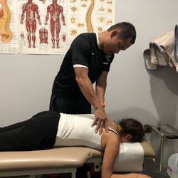 Doctor Andy Chiropractic - Me getting my back right
