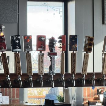 Stompbox Brewing - Brewpubs Near Me - Davenport, Iowa
