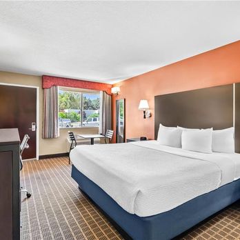 Days Inn by Wyndham Elko - Guest room - Hotels Near Me - Elko, Nevada Days Inn by Wyndham Elko - Guest room - Hotels Near Me - Elko, Nevada