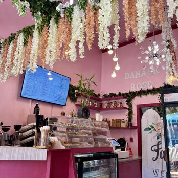 Damask Rose Coffee - Cashier area - Coffee & Tea Near Me - Oakland, California