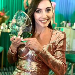 Iuliana Skin Care - I did it again. Best Solo Esthetician of the year 2021!