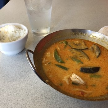 Mia’s Wok - Chicken 32. Red Curry - Asian Fusion Near Me - Billings, Montana Mia’s Wok - Chicken 32. Red Curry - Asian Fusion Near Me - Billings, Montana