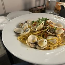 Narbona Boca Raton - Clams in wine sauce