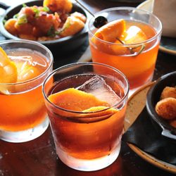 Gus's Barbecue - Happy hour cocktails
