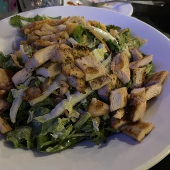Cosimo's Poughkeepsie - Honey ginger chicken salad - Italian Near Me - Poughkeepsie, New York