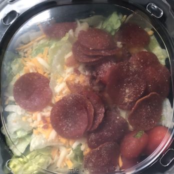 Fazoli's - Salad with chicken and croutons on the side. There's a lot more pepperoni than what you see - Italian Near Me - Alton, Illinois Fazoli's - Salad with chicken and croutons on the side. There's a lot more pepperoni than what you see - Italian Near Me - Alton, Illinois
