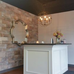 Pink Salon