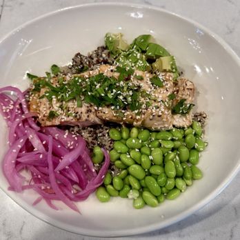 Pub W - Salmon Poke Bowl - Pubs Near Me - Tulsa, Oklahoma