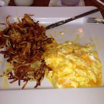 Flashback Diner & Coffeehouse - Soft scramble w/cheese and crispy hashbrowns - Diners Near Me - Davie, Florida